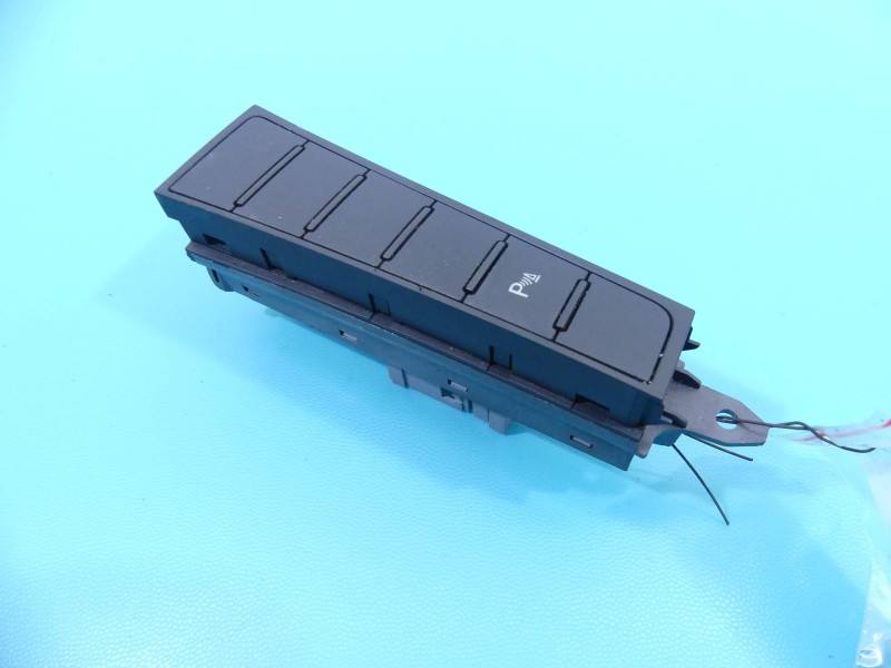 Переключатель кнопка Volkswagen Passat B7 3A927238A