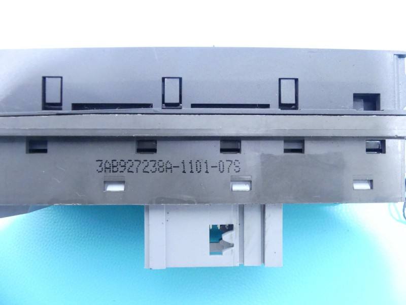 Переключатель кнопка Volkswagen Passat B7 3A927238A — фото детали 4