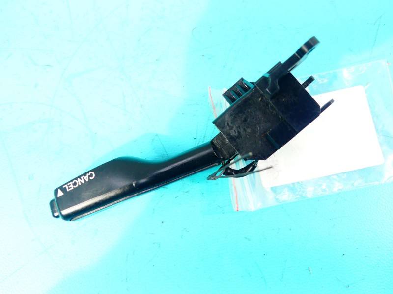 Перемикач кнопка Toyota Camry 18A227 — фото деталі 3