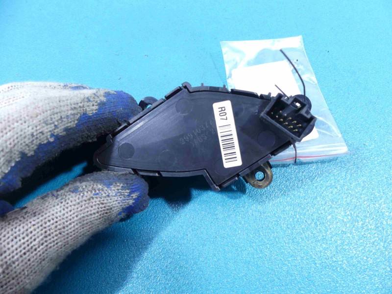 Переключатель кнопка Hyundai Veloster 299103772 — фото детали 4
