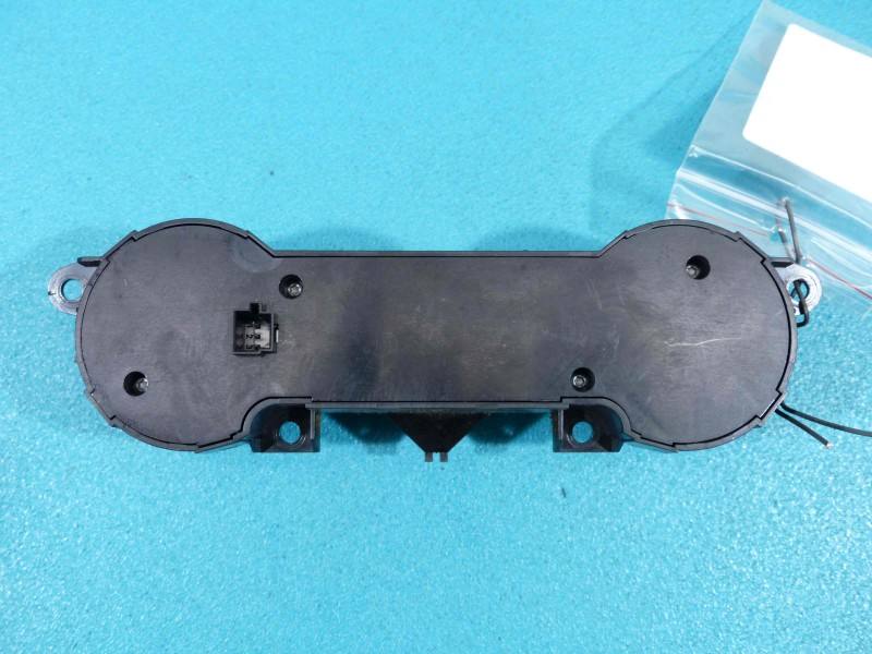 Перемикач кнопка Mercedes GL X164 A1648707310 — фото деталі 2