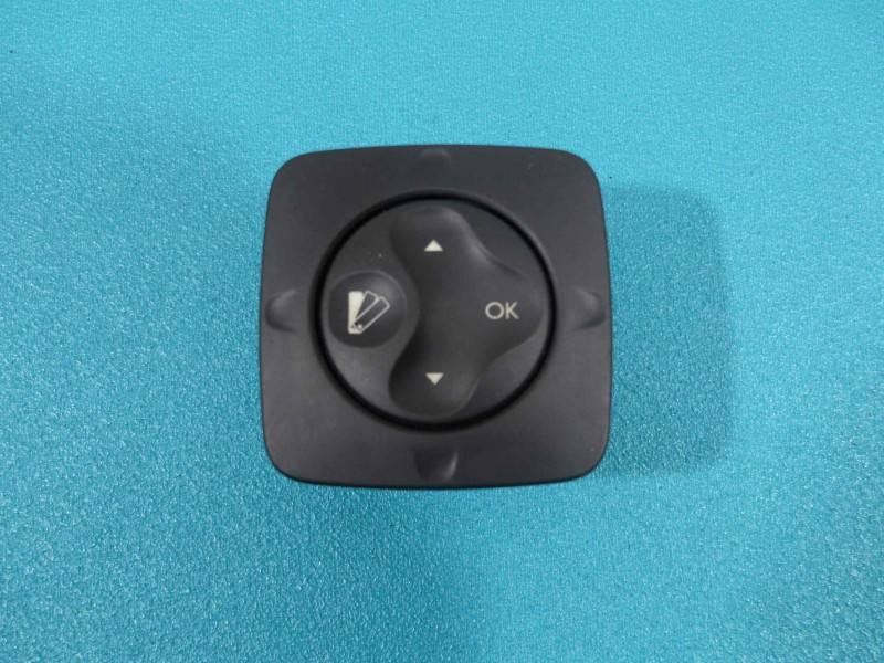 Переключатель кнопка Renault Scenic 3 283950001R