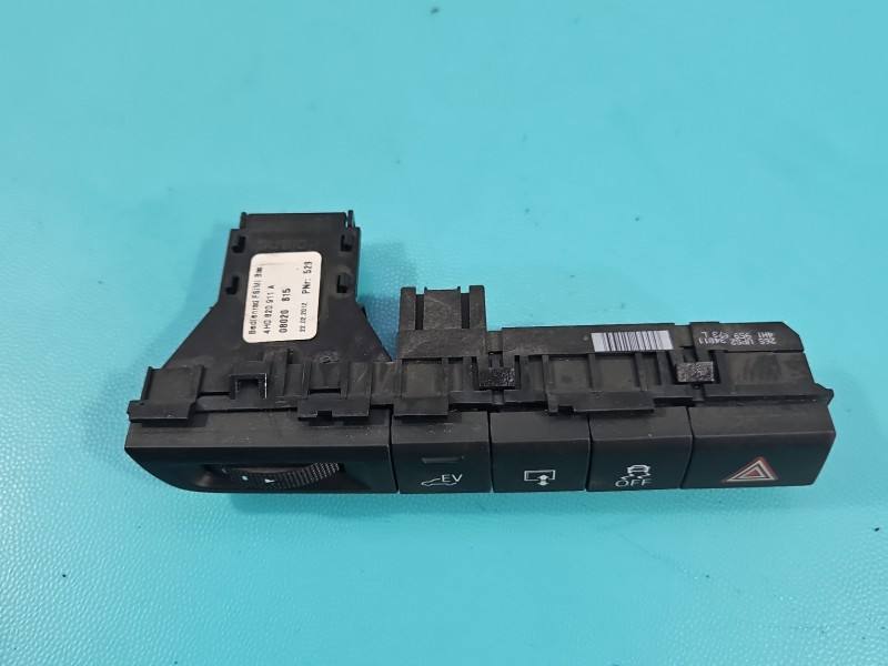 Перемикач кнопка Audi A8 D4 4H0820911A — фото деталі 4