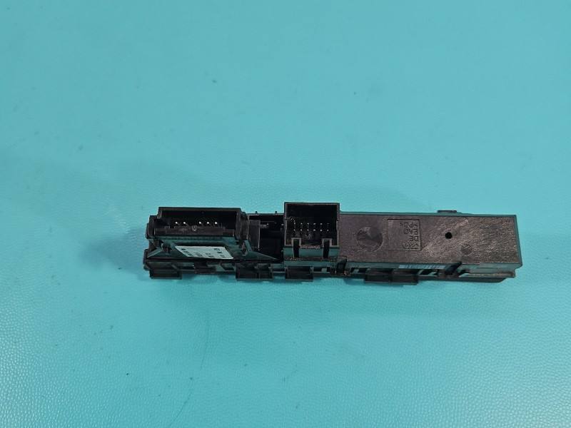 Перемикач кнопка Audi A8 D4 4H0820911A — фото деталі 6