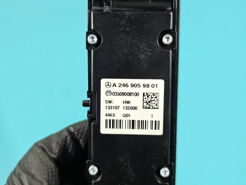 Перемикач кнопка Mercedes B W246 A2469059801 — фото деталі 5