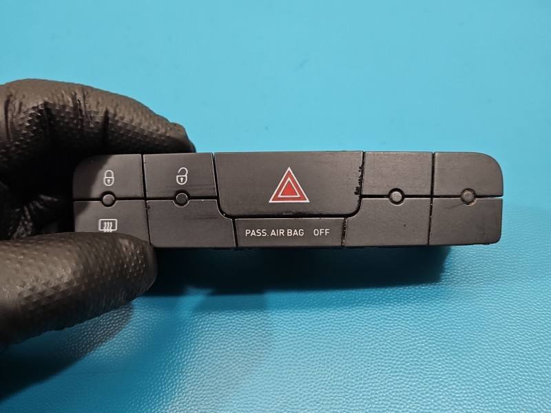 Перемикач кнопка Seat Ibiza 6J0927137T — фото деталі 2