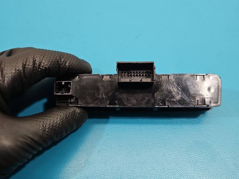 Перемикач кнопка Seat Ibiza 6J0927137T — фото деталі 5
