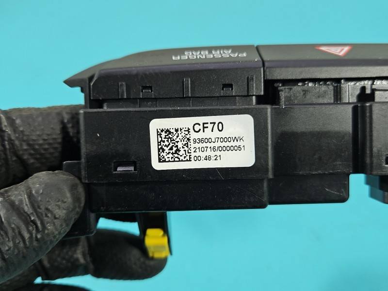 Перемикач кнопка Kia Ceed 93600J7000WK — фото деталі 8