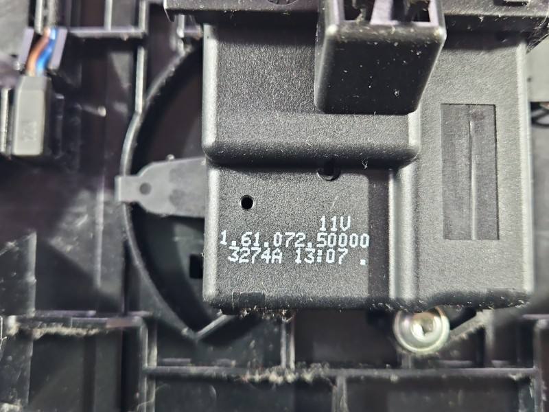 Переключатель кнопка Mercedes E W211 A2116800552 — фото детали 8