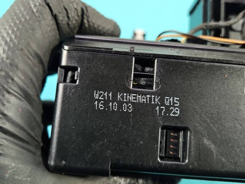Переключатель кнопка Mercedes E W211 A2116800552 — фото детали 10