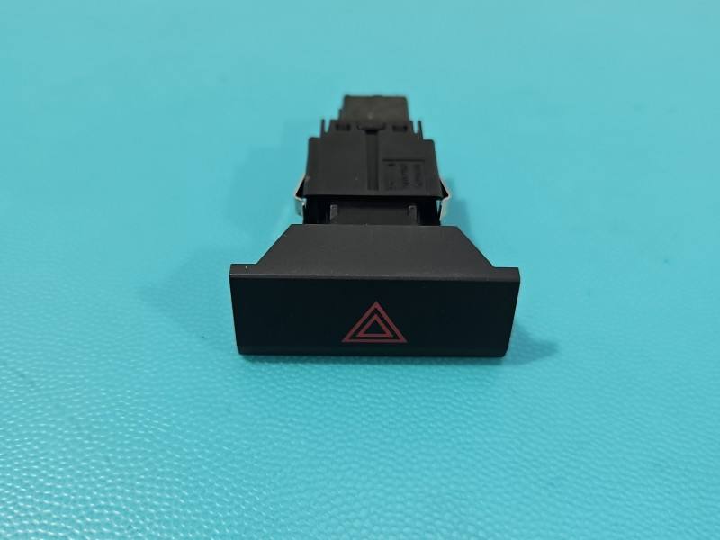 Перемикач кнопка Seat Leon 5F0953235A