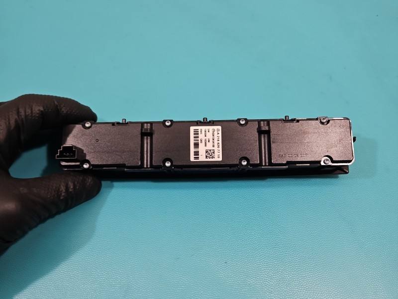 Переключатель кнопка Mercedes CLS C218 A2188207710 — фото детали 3