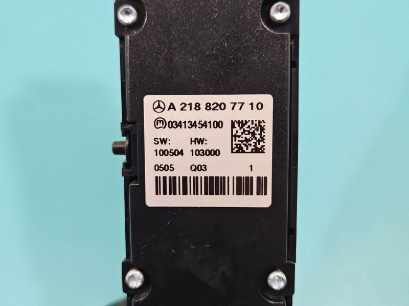 Переключатель кнопка Mercedes CLS C218 A2188207710 — фото детали 4