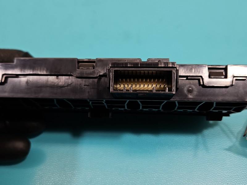 Переключатель кнопка Renault Clio 283E83876R — фото детали 6