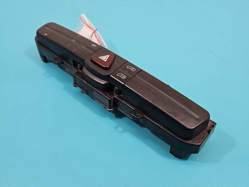 Переключатель кнопка Volkswagen Crafter 9065454107