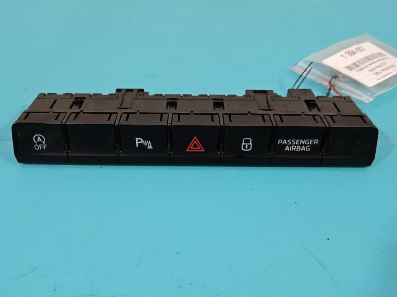 Перемикач кнопка Skoda Karoq 565.927.132AK