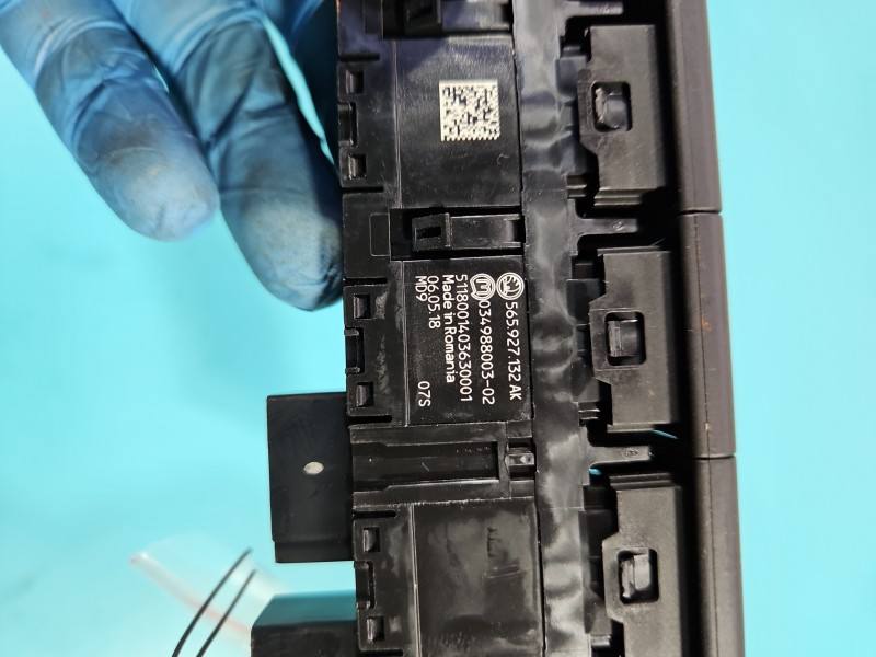 Перемикач кнопка Skoda Karoq 565.927.132AK — фото деталі 4