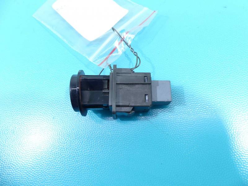 Перемикач кнопка Toyota Auris 84332-02300 — фото деталі 5