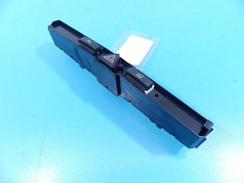 Переключатель кнопка Opel Zafira B 13100106