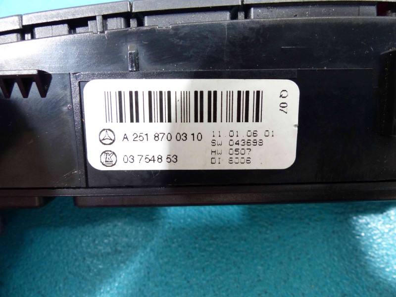 Перемикач кнопка Mercedes R W251 A2518700310 — фото деталі 3