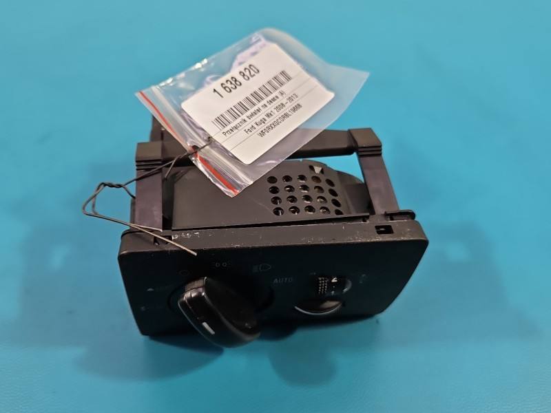 Перемикач кнопка Ford Kuga 7M5T-13A024-CA — фото деталі 3