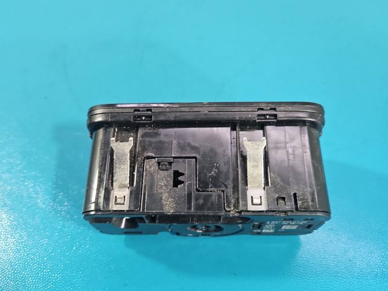 Переключатель кнопка Mercedes Sprinter A9079052702 — фото детали 4