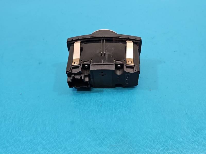 Перемикач кнопка Ford Mondeo AV1T-13D061-AC — фото деталі 4