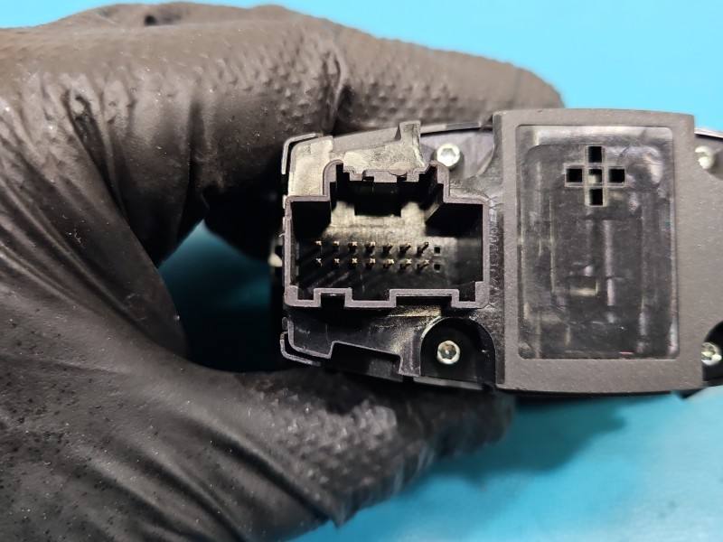 Перемикач кнопка Ford Mondeo AV1T-13D061-AC — фото деталі 5