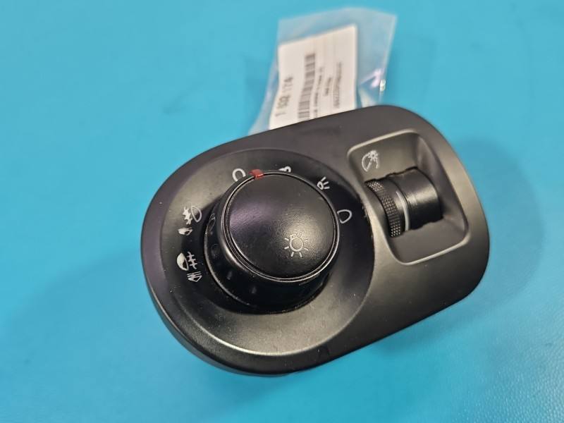 Переключатель кнопка Seat Altea 5P0919093 — фото детали 2