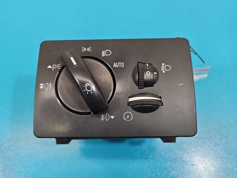Перемикач кнопка Ford Kuga 7M5T13A024CA — фото деталі 2