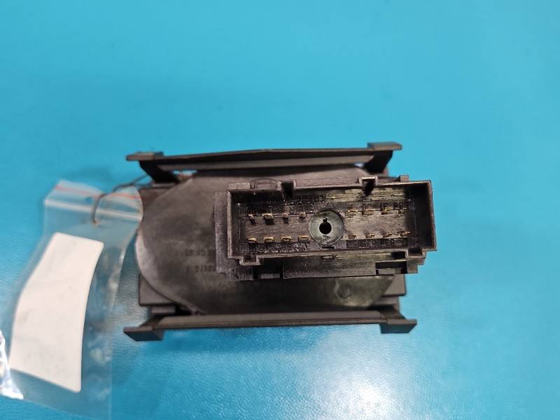 Перемикач кнопка Ford Kuga 7M5T13A024CA — фото деталі 4