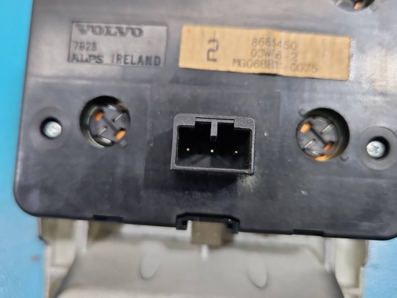 Перемикач кнопка Volvo XC90 8685450 — фото деталі 4
