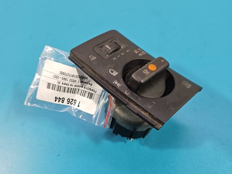 Перемикач кнопка Mercedes C W202 0005456004 — фото деталі 3