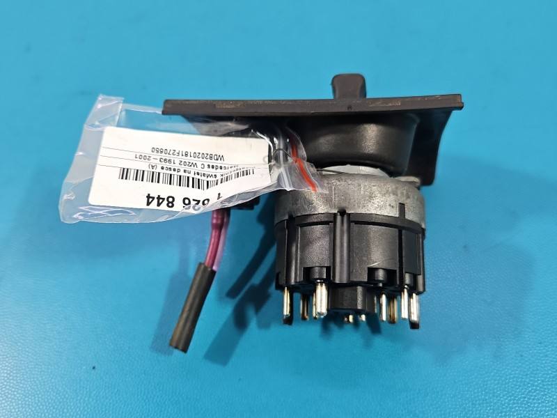 Перемикач кнопка Mercedes C W202 0005456004 — фото деталі 4