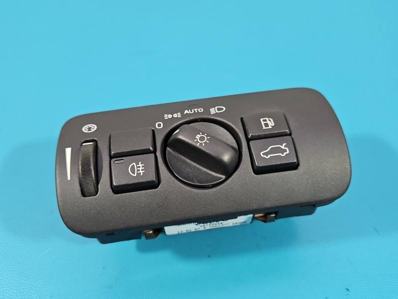 Перемикач кнопка Volvo XC60 30739428