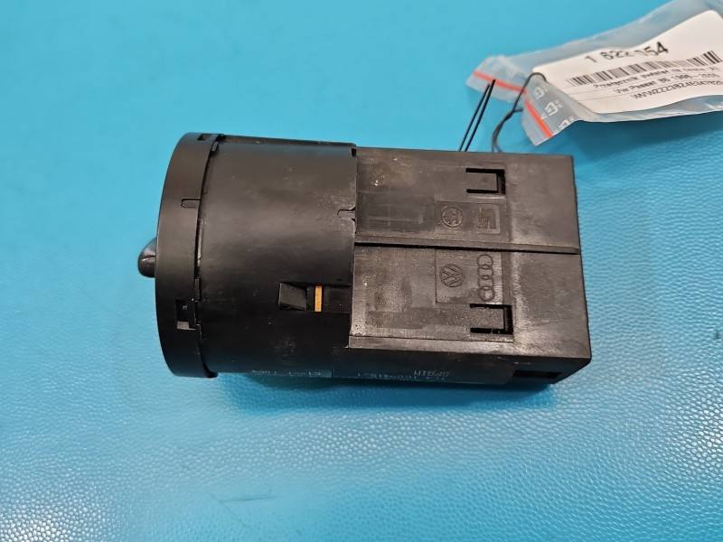 Переключатель кнопка Volkswagen Passat B5 1C0941531 — фото детали 2