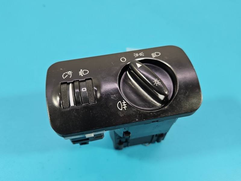 Перемикач кнопка Audi A3 8L 8L1941531H