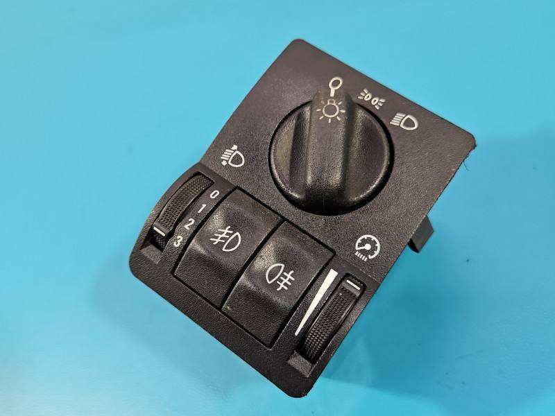 Перемикач кнопка Opel Zafira A 09133249