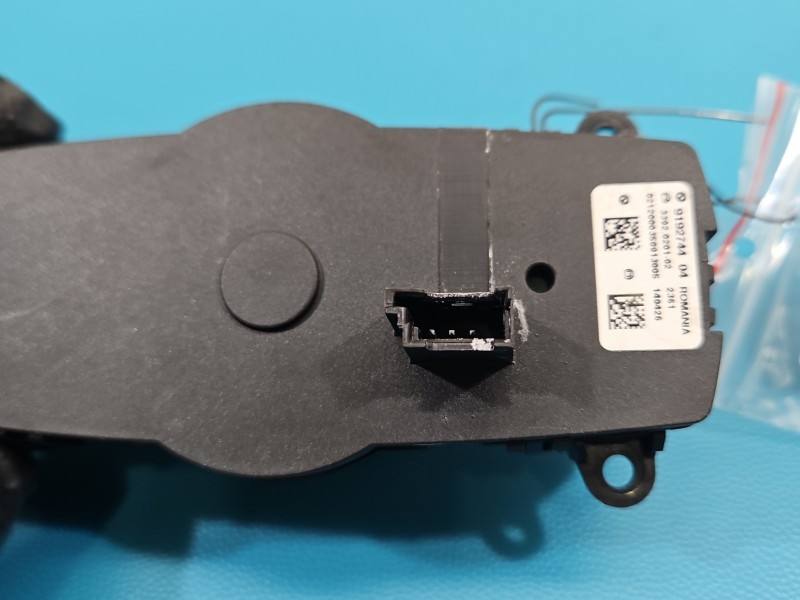Перемикач кнопка BMW 5 F10 9192744 — фото деталі 4