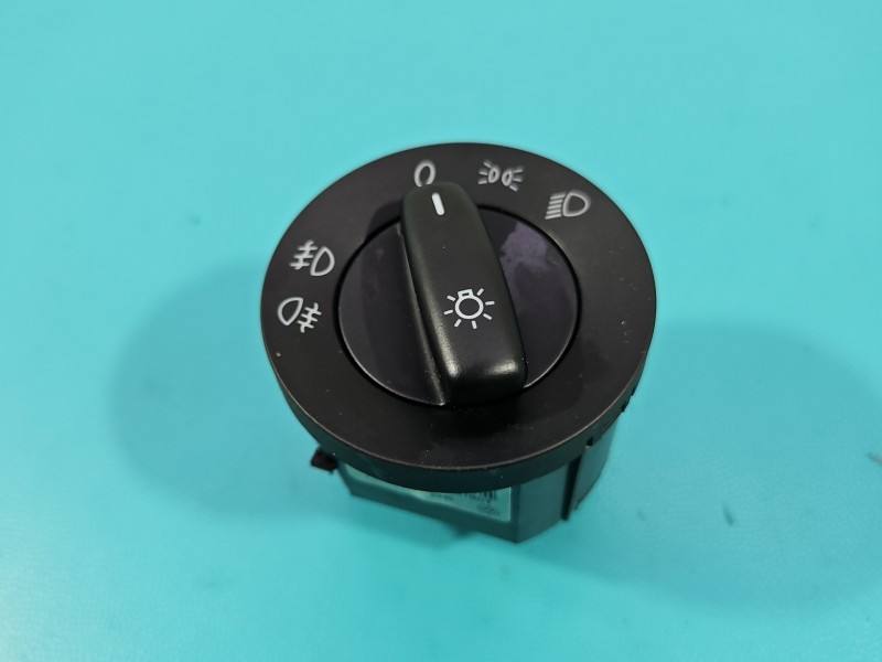 Перемикач кнопка Volkswagen Jetta 1K09414311BD