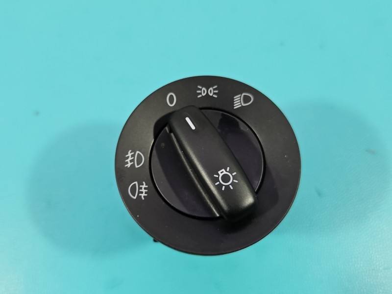 Перемикач кнопка Volkswagen Jetta 1K09414311BD — фото деталі 2