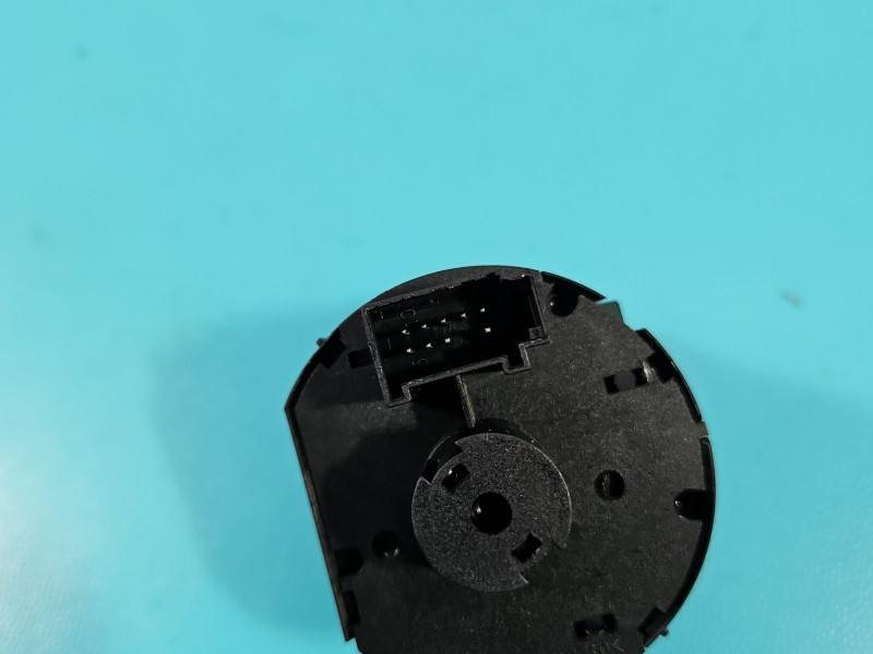 Перемикач кнопка Volkswagen Jetta 1K09414311BD — фото деталі 5