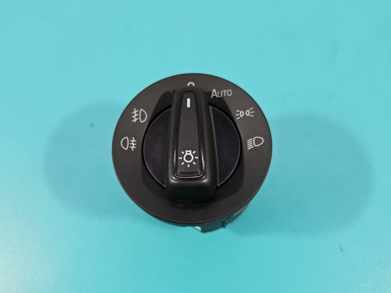 Перемикач кнопка Skoda Fabia 4 565941431C — фото деталі 2