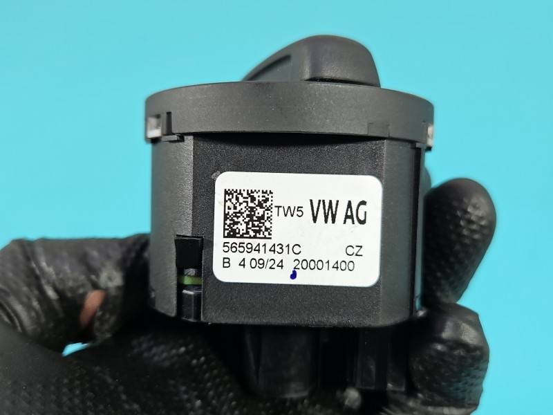 Перемикач кнопка Skoda Fabia 4 565941431C — фото деталі 6