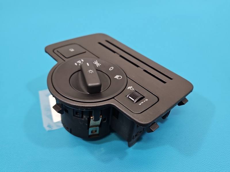 Перемикач кнопка Mercedes Vito 1449958X