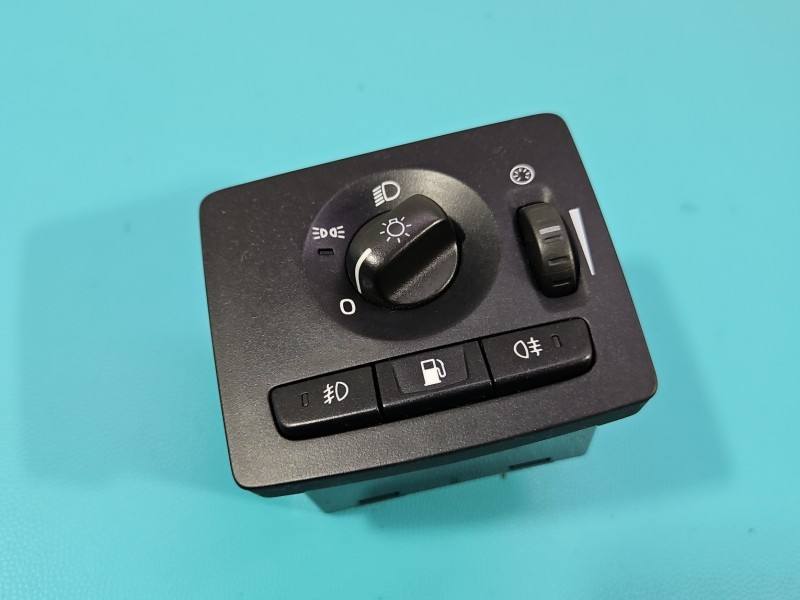 Перемикач кнопка Volvo V50 30739299