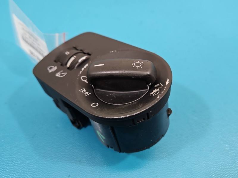 Переключатель кнопка Audi A3 8P 8P1941531N