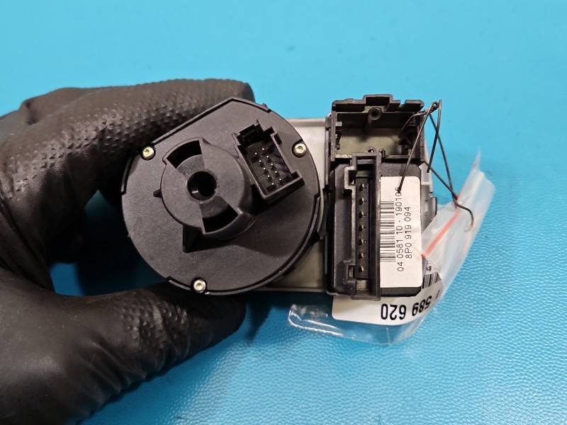 Переключатель кнопка Audi A3 8P 8P1941531N — фото детали 7