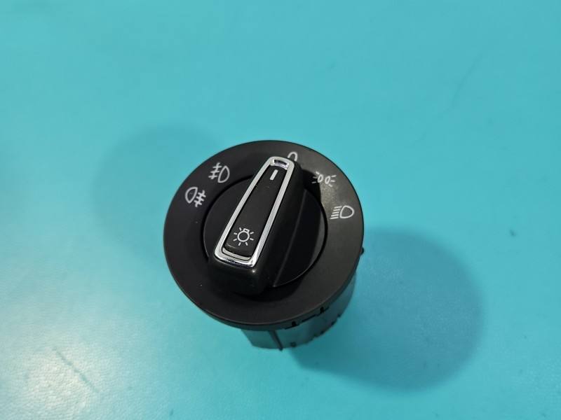 Перемикач кнопка Seat Leon 5G0941431AH