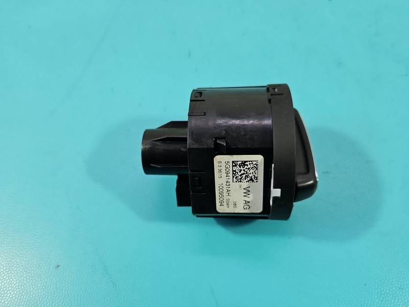 Перемикач кнопка Seat Leon 5G0941431AH — фото деталі 4